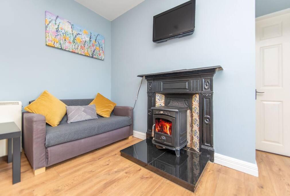 Clonbur House - One Bedroom Apartment Galway Exterior photo