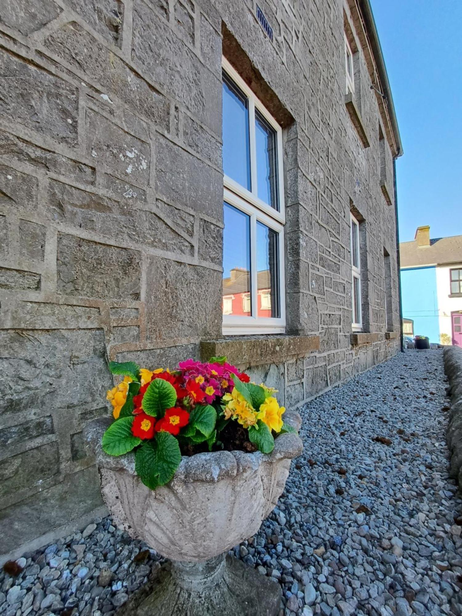 Clonbur House - One Bedroom Apartment Galway Exterior photo